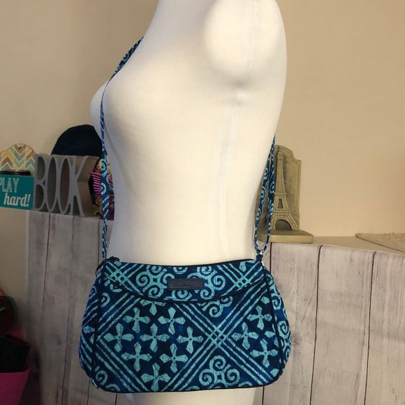 ⬇️ Vera Bradley Cuban Tiles Little Crossbody - Picture 2 of 13